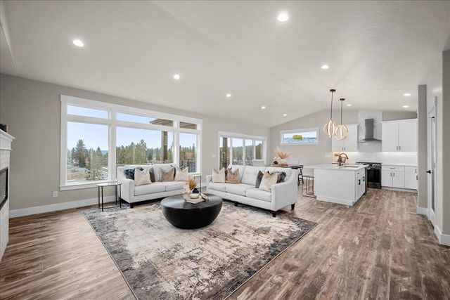 7009 E Beverly Ave, Spokane Valley, WA 99212