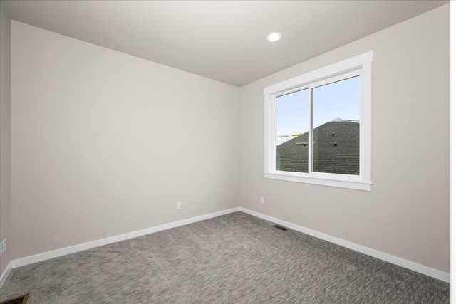 7009 E Beverly Ave, Spokane Valley, WA 99212