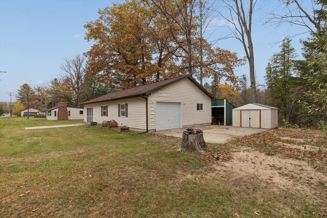 5626 S Jeffs Rd Road B, Merritt, MI 49667