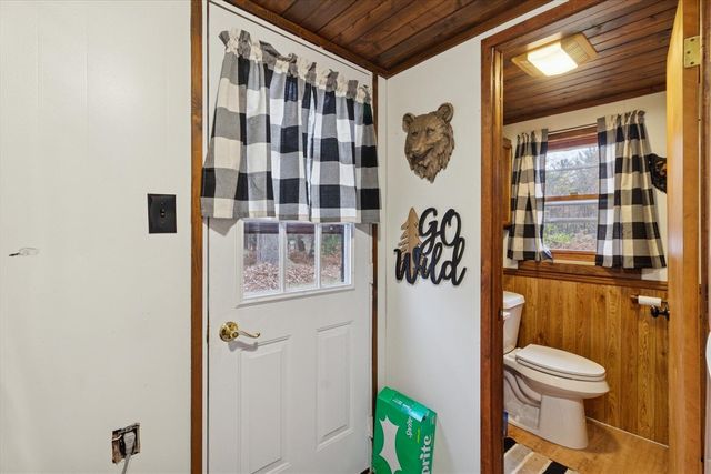 5626 S Jeffs Rd Road B, Merritt, MI 49667