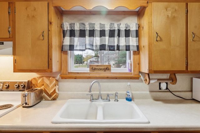 5626 S Jeffs Rd Road B, Merritt, MI 49667