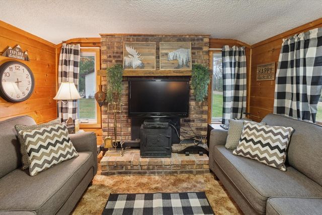 5626 S Jeffs Rd Road B, Merritt, MI 49667