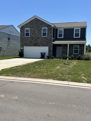 534 Samuel Lee Ln, Murfreesboro, TN 37127