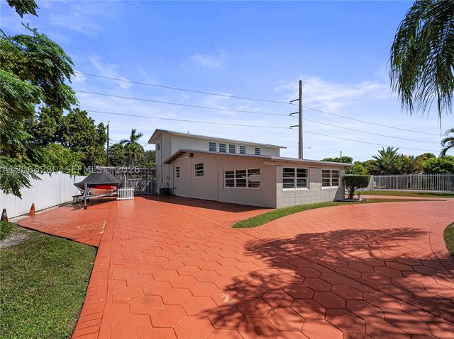 8241 SW 12th Ter, Miami, FL 33144