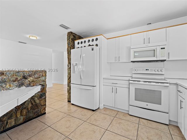 8241 SW 12th Ter, Miami, FL 33144