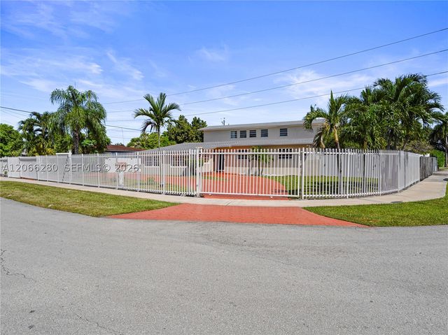 8241 SW 12th Ter, Miami, FL 33144