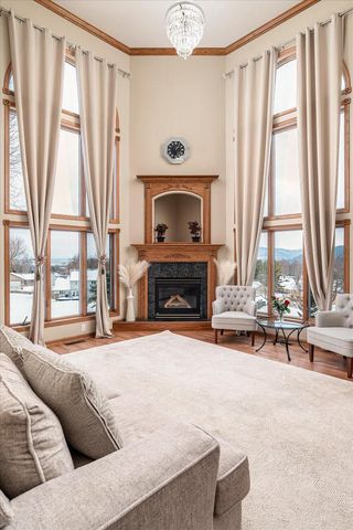 203 Eagles Bluff ROAD, La Crescent, MN 55947