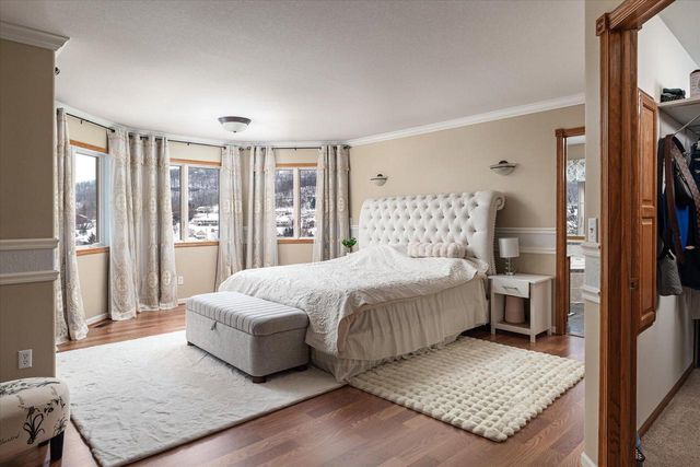 203 Eagles Bluff ROAD, La Crescent, MN 55947