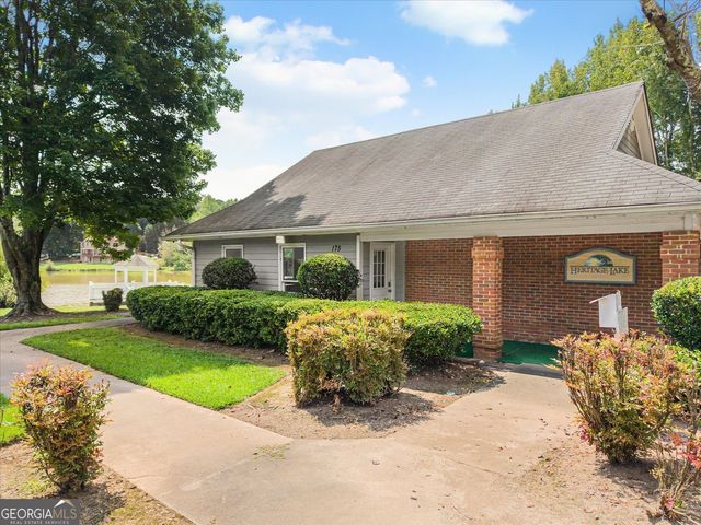 225 S Shore Terrace, Fayetteville, GA 30214