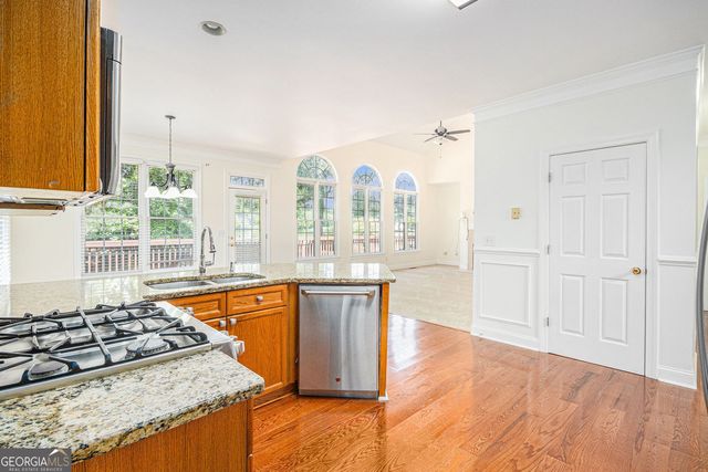 225 S Shore Terrace, Fayetteville, GA 30214