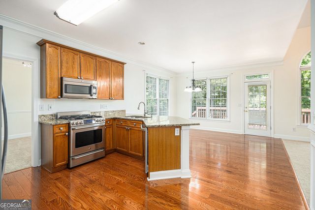 225 S Shore Terrace, Fayetteville, GA 30214