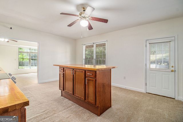225 S Shore Terrace, Fayetteville, GA 30214