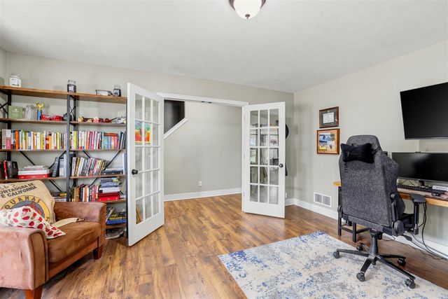 2798 W Morgan Trail, Rockford, MI 49341