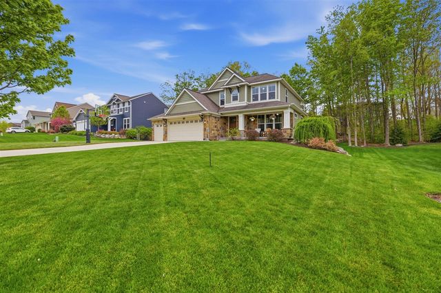 2798 W Morgan Trail, Rockford, MI 49341