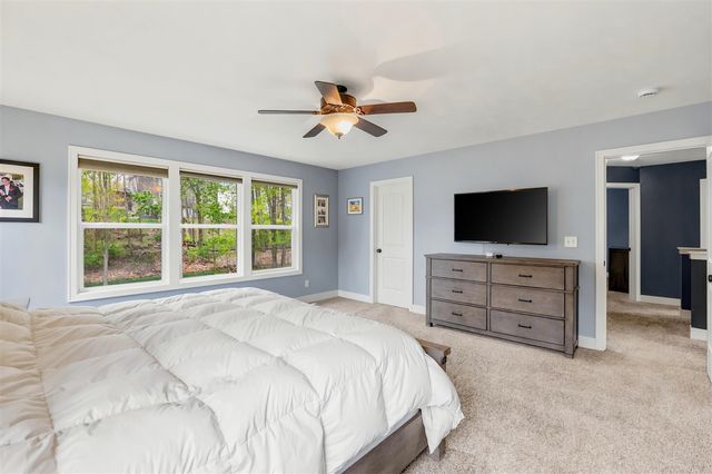 2798 W Morgan Trail, Rockford, MI 49341