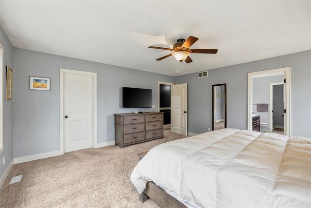 2798 W Morgan Trail, Rockford, MI 49341