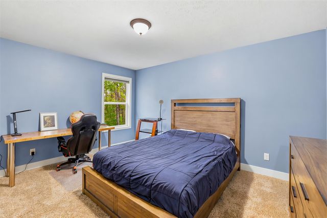 2798 W Morgan Trail, Rockford, MI 49341