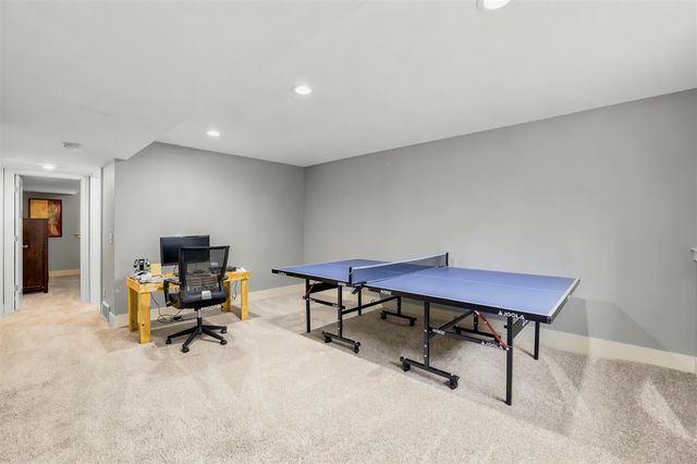 2798 W Morgan Trail, Rockford, MI 49341