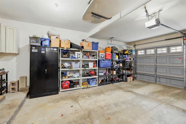 2798 W Morgan Trail, Rockford, MI 49341