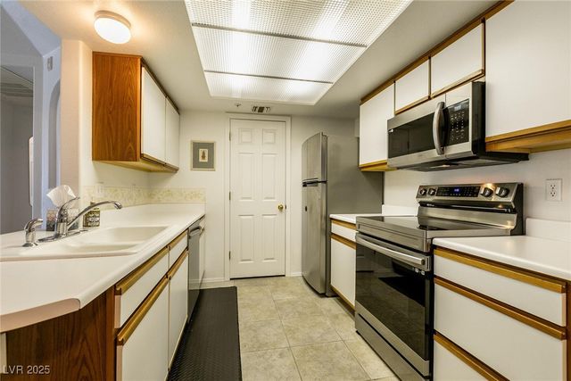 3550 Bay Sands Drive 3089, Laughlin, NV 89029