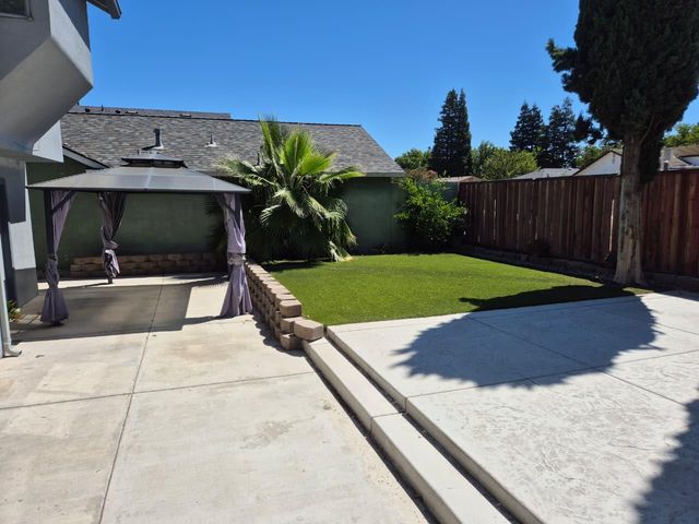 3700 Terneuzen Avenue, Modesto, CA 95356