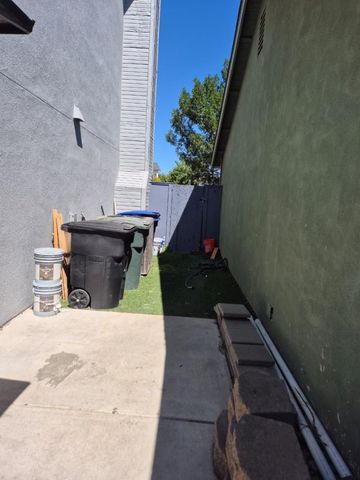 3700 Terneuzen Avenue, Modesto, CA 95356
