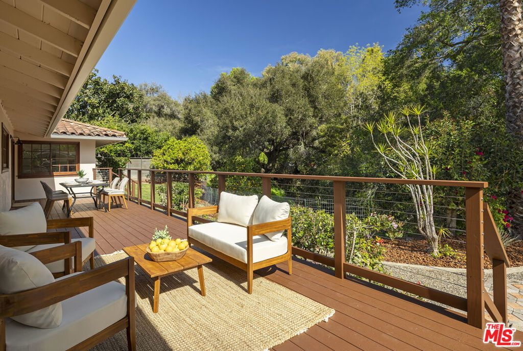 Image 10 of property listing at 1256 Camino Palomera, Santa Barbara, CA 93111