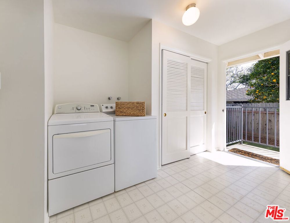 Image 19 of property listing at 1256 Camino Palomera, Santa Barbara, CA 93111