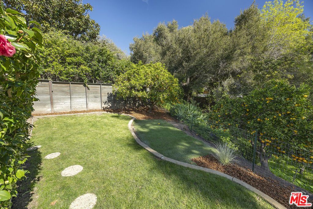 Image 21 of property listing at 1256 Camino Palomera, Santa Barbara, CA 93111
