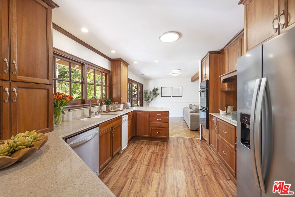 Image 8 of property listing at 1256 Camino Palomera, Santa Barbara, CA 93111