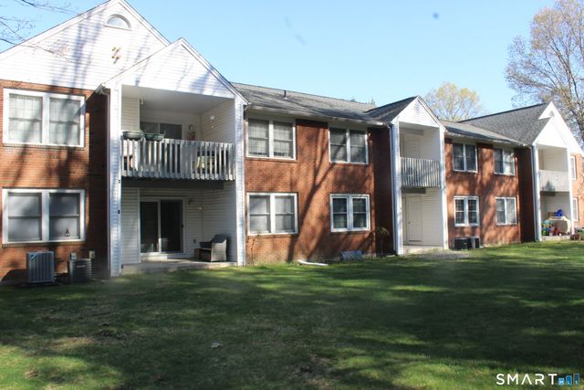 1 Concorde Way B4, Windsor Locks, CT 06096