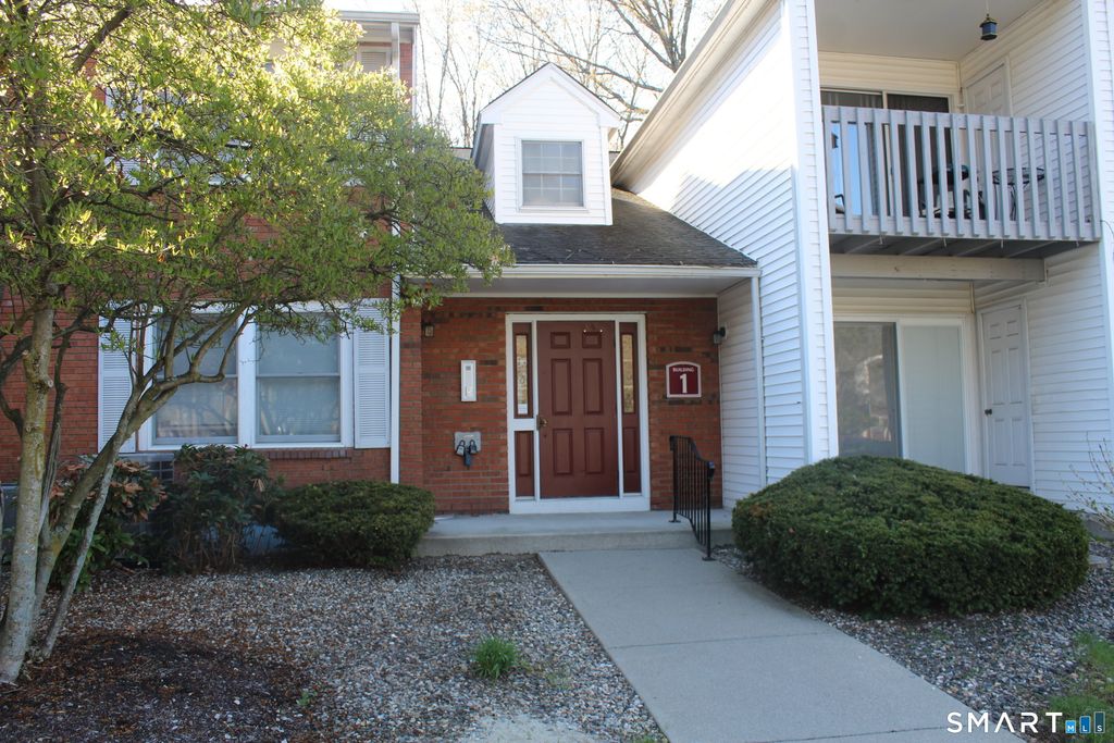 1 Concorde Way B4, Windsor Locks, CT 06096