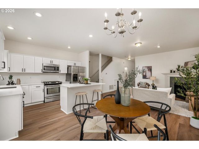 1266 Sw 176TH Ter, Beaverton, OR 97003