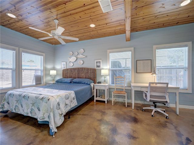 2606 S 11th St 21, Port Aransas, TX 78373