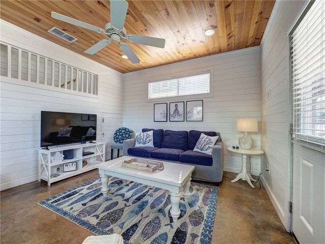 2606 S 11th St 21, Port Aransas, TX 78373