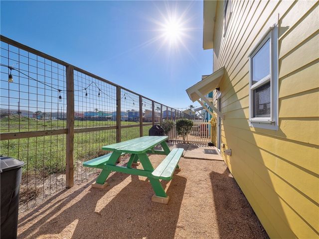 2606 S 11th St 21, Port Aransas, TX 78373