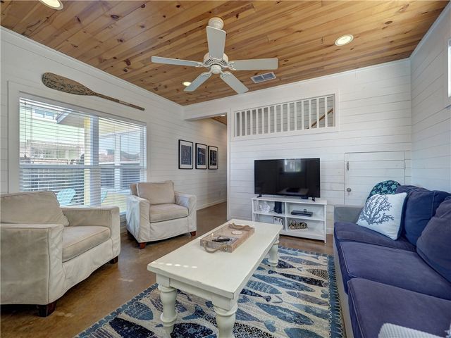 2606 S 11th St 21, Port Aransas, TX 78373