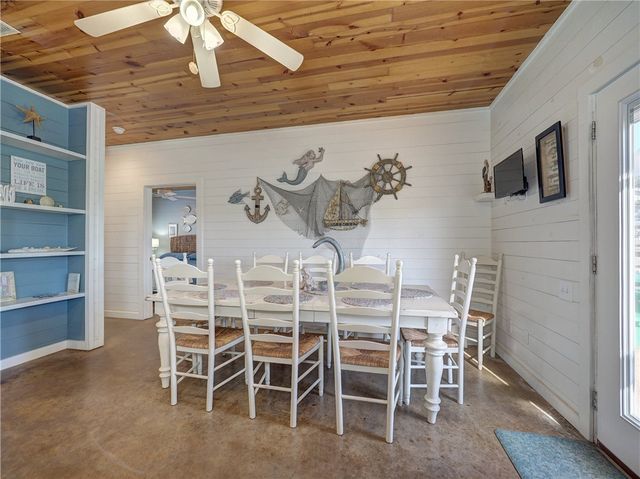 2606 S 11th St 21, Port Aransas, TX 78373