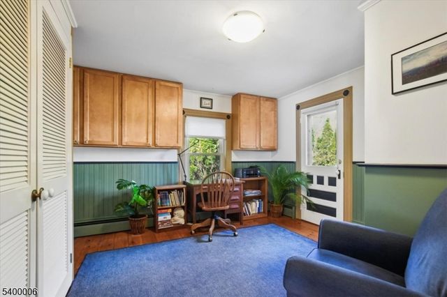 9 West Street, Clinton Twp., NJ 08801