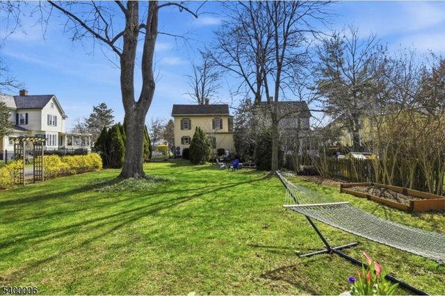 9 West Street, Clinton Twp., NJ 08801