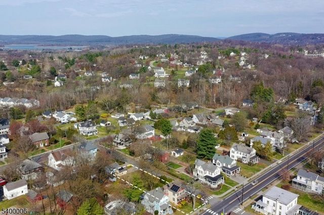 9 West Street, Clinton Twp., NJ 08801