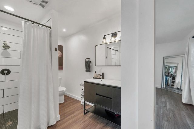 915 COLONIAL AVENUE, Green Bay, WI 54304