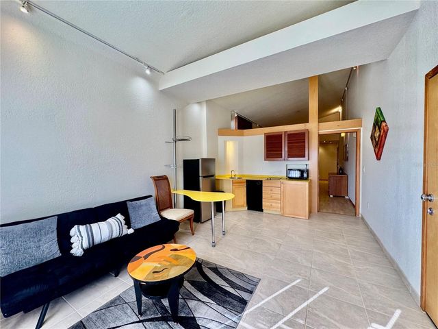 101 PALM HARBOR PARKWAY C 425, Palm Coast, FL 32137