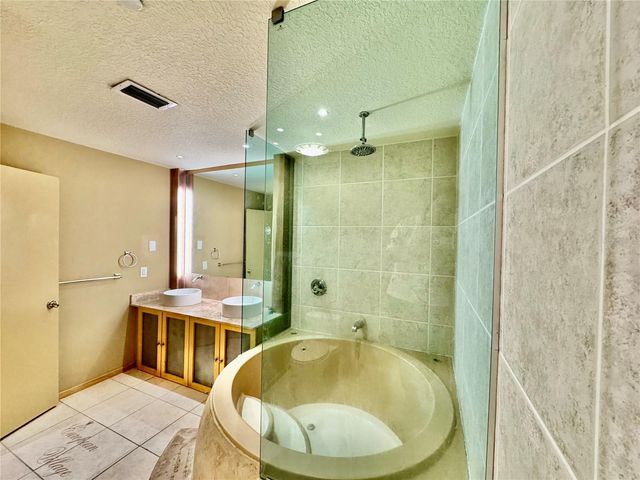 101 PALM HARBOR PARKWAY C 425, Palm Coast, FL 32137