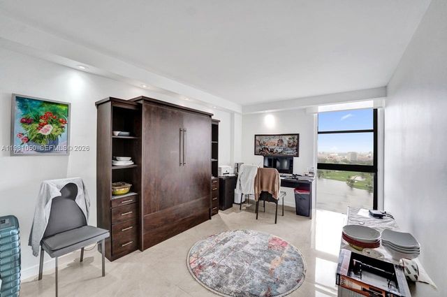 20281 E Country Club Drive 2209, Aventura, FL 33180