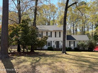 105 Demille Drive, Washington, NC 27889