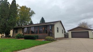 1607 Tamarack Lane, Janesville, WI 53545