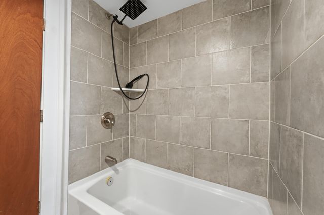 615 Larcomb Avenue, Columbus, OH 43223