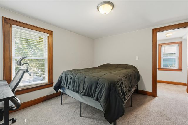 615 Larcomb Avenue, Columbus, OH 43223