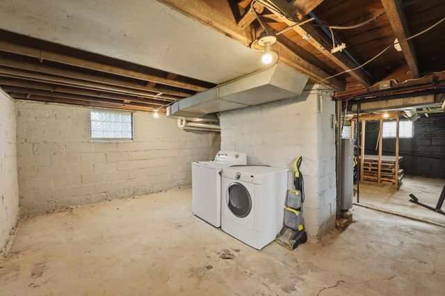 615 Larcomb Avenue, Columbus, OH 43223